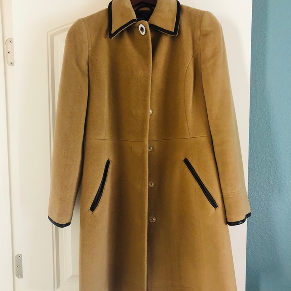 Coach Coat - Picture 4 of 4